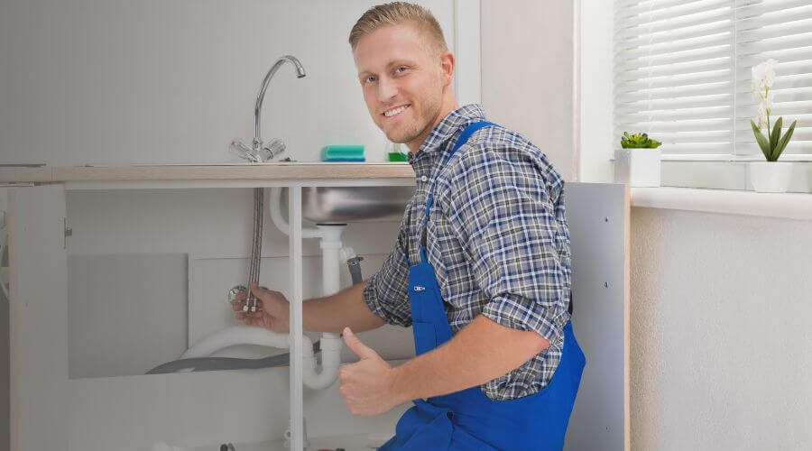 Expert burst pipe repair services in Clare, IL